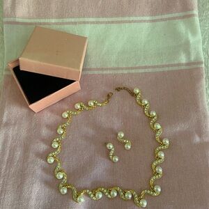 Pearl and rhinestone necklace and post earring set.